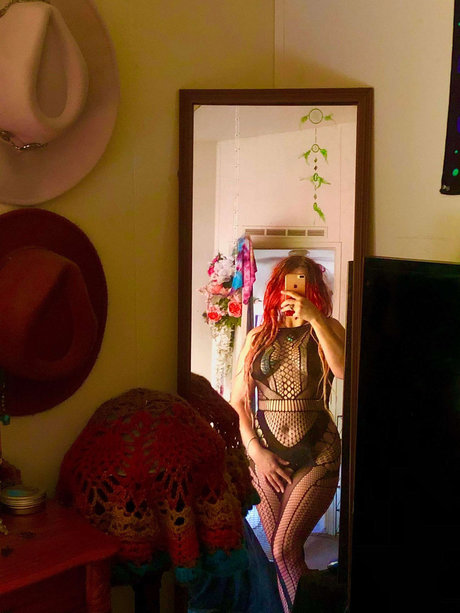 Foto di nudo di fuga di OnlyFans di Millie Rain