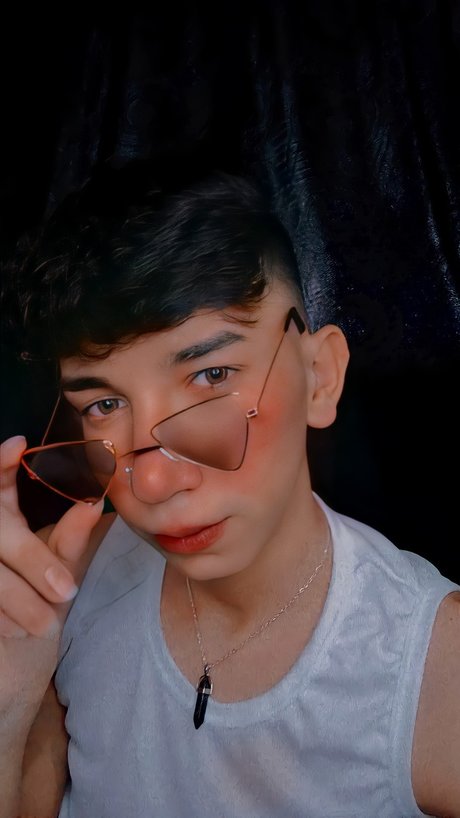 Foto di nudo di fuga di OnlyFans di Edixon Manzabe