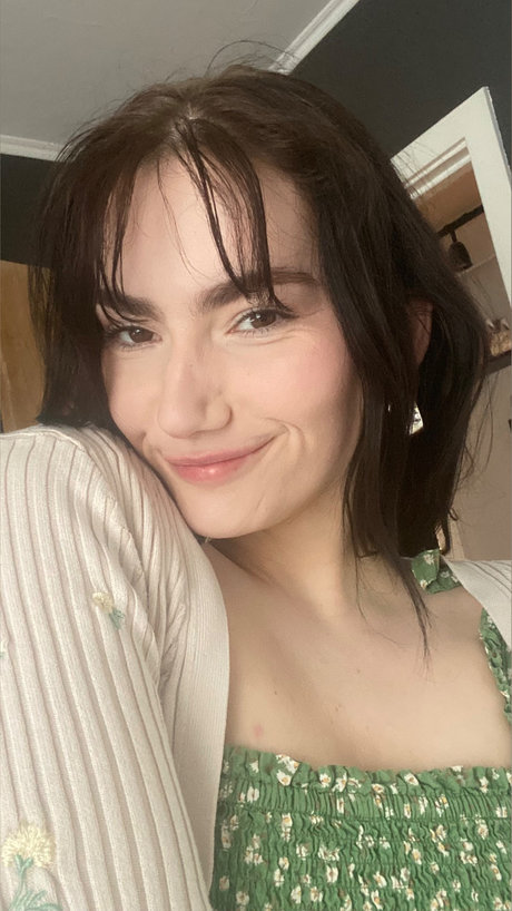 Foto di nudo di fuga di OnlyFans di Edith Dahl