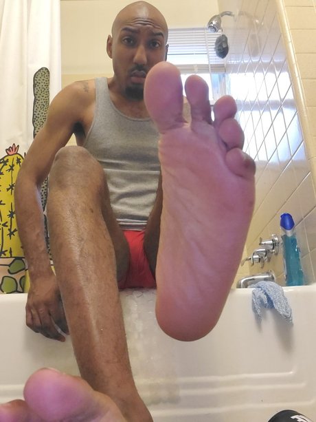 Foto di nudo di fuga di OnlyFans di Dmvfootdude