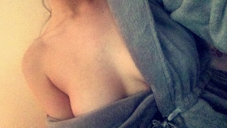 Foto di nudo di fuga di OnlyFans di Rachel Elisha
