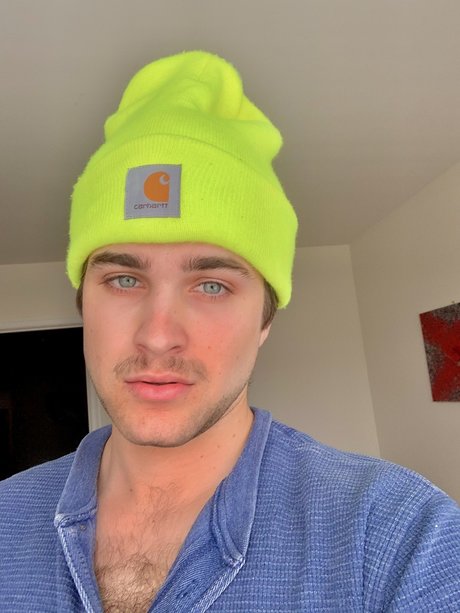 Foto di nudo di fuga di OnlyFans di John Hunter