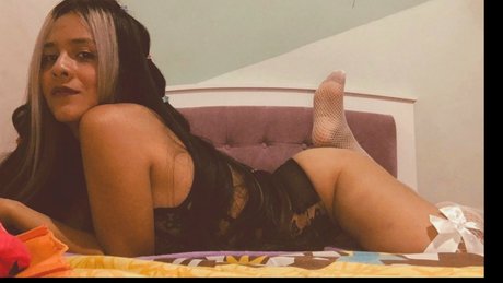 Foto di nudo di fuga di OnlyFans di Evelyn
