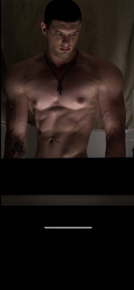 Foto di nudo di fuga di OnlyFans di Ray