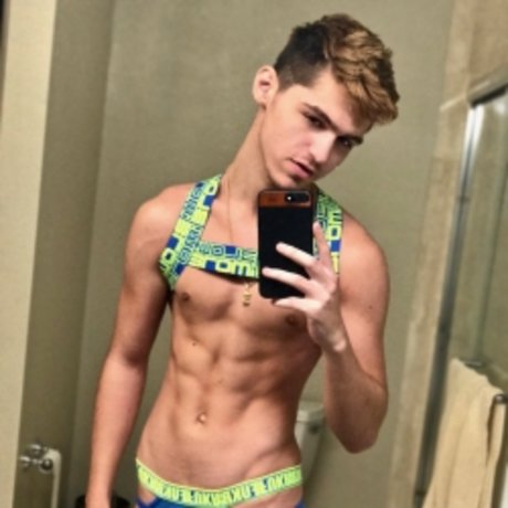 Foto di nudo di fuga di OnlyFans di Itsben