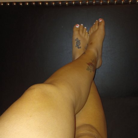 Foto di nudo di fuga di OnlyFans di Ravenlee2488