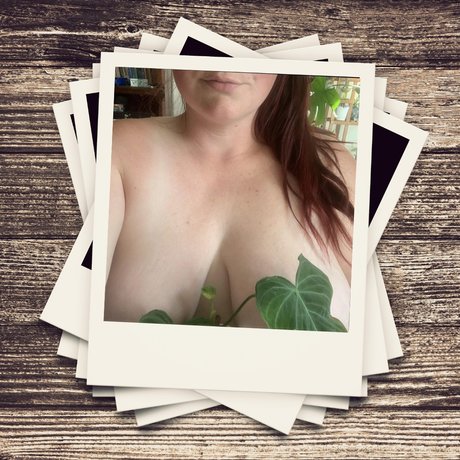 Foto di nudo di fuga di OnlyFans di Raven Hill