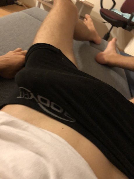 Foto di nudo di fuga di OnlyFans di Ras The Switch
