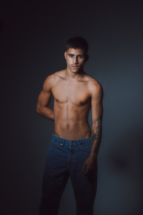 Foto di nudo di fuga di OnlyFans di Renan Kalany