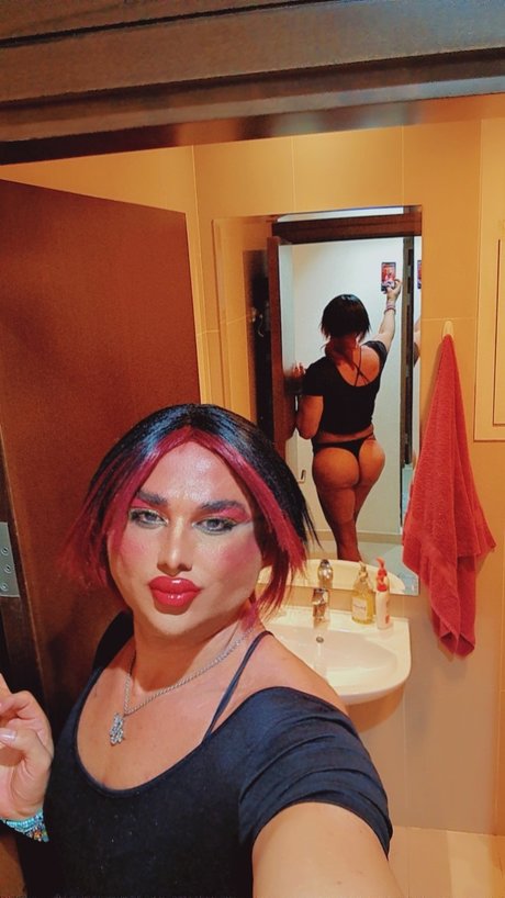 Foto di nudo di fuga di OnlyFans di Royreem
