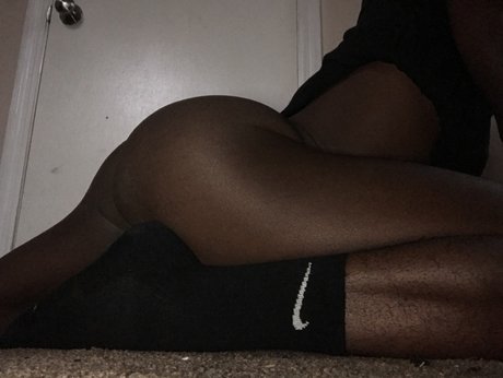 Foto di nudo di fuga di OnlyFans di Wet Ampamp Gushy 