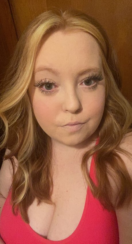 Foto di nudo di fuga di OnlyFans di Ginger Snap 