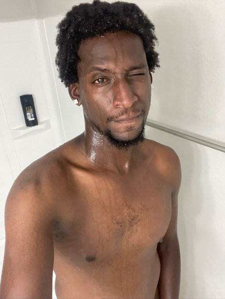Foto di nudo di fuga di OnlyFans di Reckless Kidd