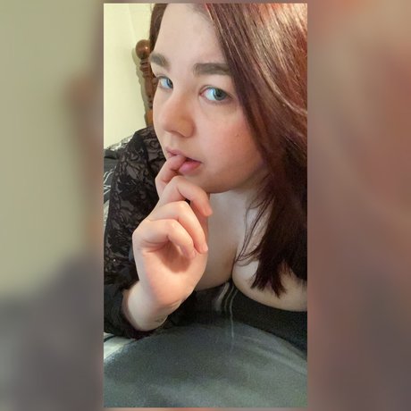 Foto di nudo di fuga di OnlyFans di Sara Jade