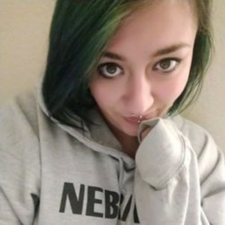 Foto di nudo di fuga di OnlyFans di Rebel Girl Next Door