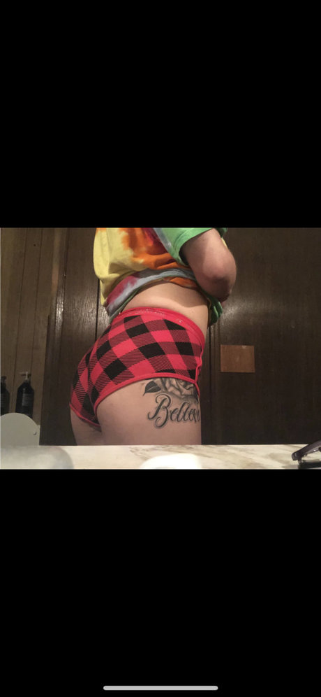 Foto di nudo di fuga di OnlyFans di Becca