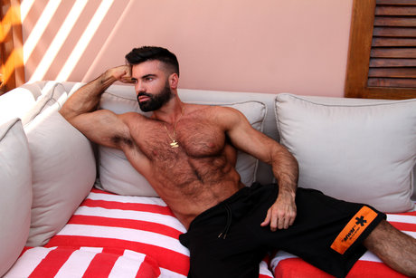 Foto di nudo di fuga di OnlyFans di Only  Guys