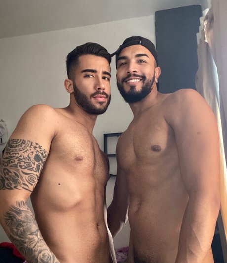Foto di nudo di fuga di OnlyFans di Fael E Lo