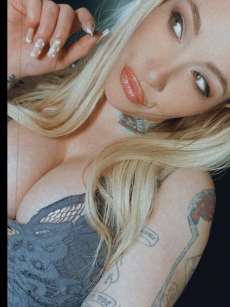 Foto di nudo di fuga di OnlyFans di Rory Grey