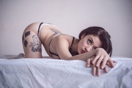 Foto di nudo di fuga di OnlyFans di Romina Sunshine