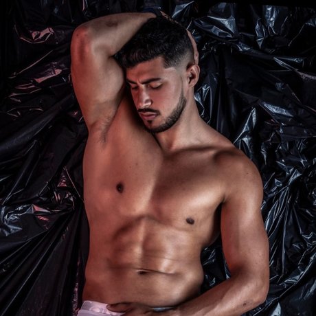 Foto di nudo di fuga di OnlyFans di Felipe Menezes