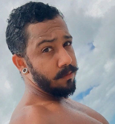 Foto di nudo di fuga di OnlyFans di Romario51150770