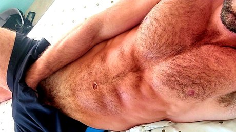 Foto di nudo di fuga di OnlyFans di Roman Mercury