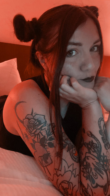 Foto di nudo di fuga di OnlyFans di Roma Luchadora Chilena