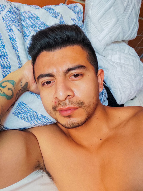 Foto di nudo di fuga di OnlyFans di Marn