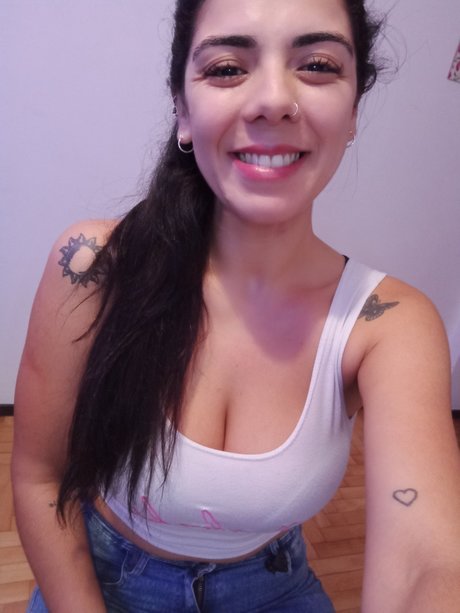 Foto di nudo di fuga di OnlyFans di Roma