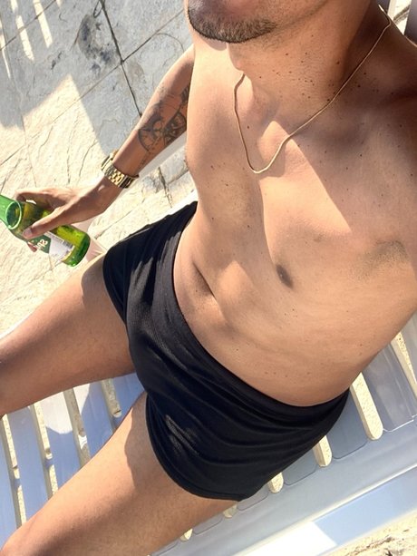 Foto di nudo di fuga di OnlyFans di Daniel Rodrigues