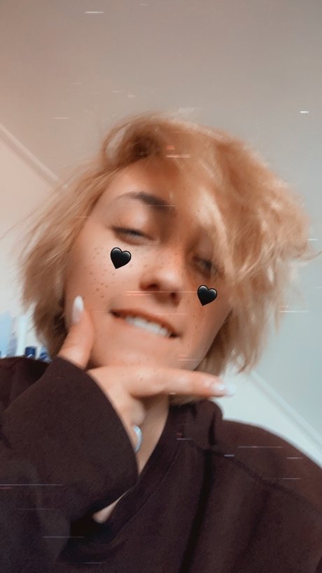 Foto di nudo di fuga di OnlyFans di Dani
