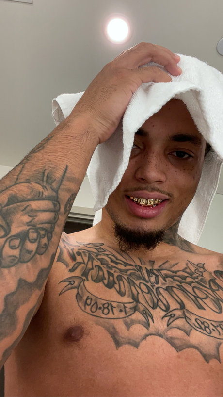 Foto di nudo di fuga di OnlyFans di Rnasty 