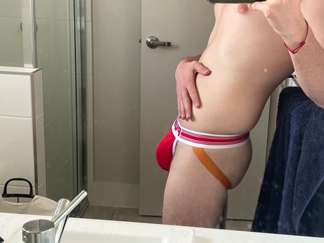 Foto di nudo di fuga di OnlyFans di Rj
