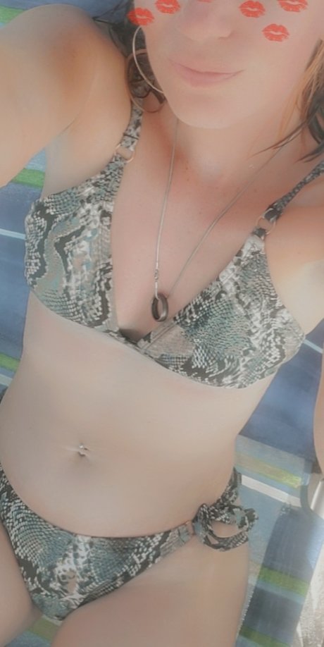 Foto di nudo di fuga di OnlyFans di River Song