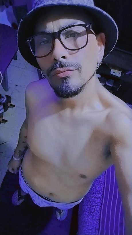 Foto di nudo di fuga di OnlyFans di El Hiro Kawai