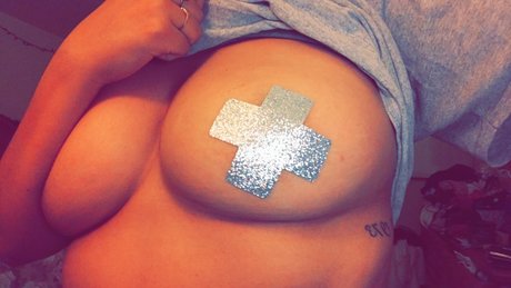 Foto di nudo di fuga di OnlyFans di Al