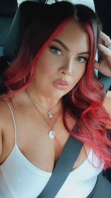 Foto di nudo di fuga di OnlyFans di Ryan Raine