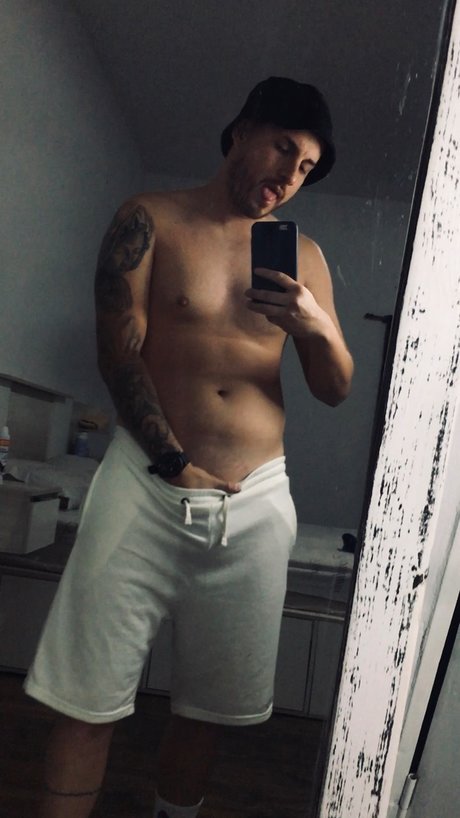 Foto di nudo di fuga di OnlyFans di Ryann