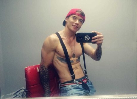 Foto di nudo di fuga di OnlyFans di Ryan