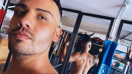 Foto di nudo di fuga di OnlyFans di Stephen