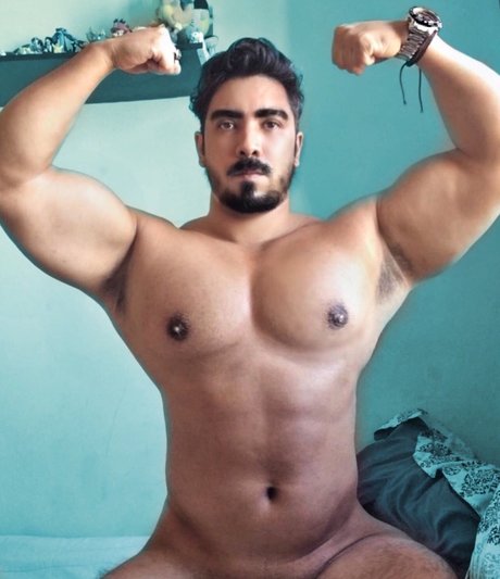 Foto di nudo di fuga di OnlyFans di Roro
