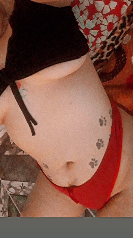 Foto di nudo di fuga di OnlyFans di Rubia 