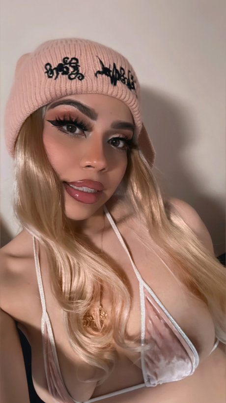 Foto di nudo di fuga di OnlyFans di Rubi Divine