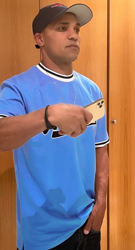 Foto di nudo di fuga di OnlyFans di Rubens Pires