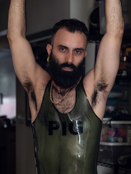 Foto di nudo di fuga di OnlyFans di Rubbabeard