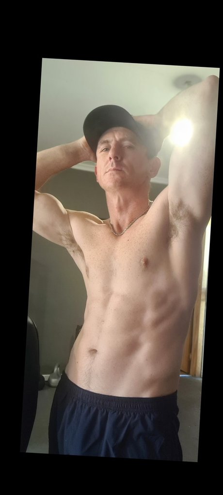 Foto di nudo di fuga di OnlyFans di Undstm8d