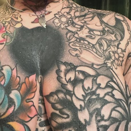 Foto di nudo di fuga di OnlyFans di Rozuchan
