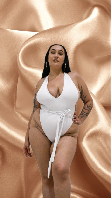 Foto di nudo di fuga di OnlyFans di Rosina