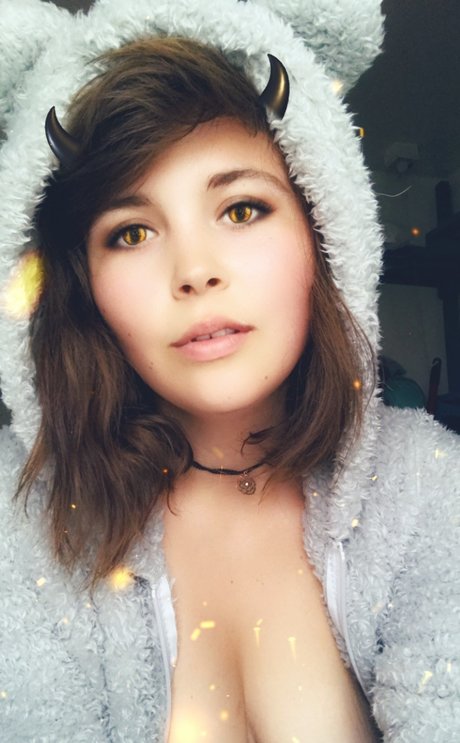 Foto di nudo di fuga di OnlyFans di Rosepetal